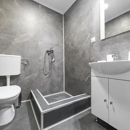 Apartment Little Studio In The City Center *