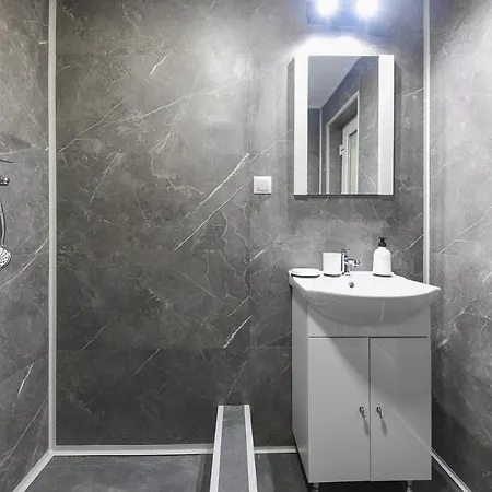 Apartment Little Studio In The City Center Cluj-Napoca